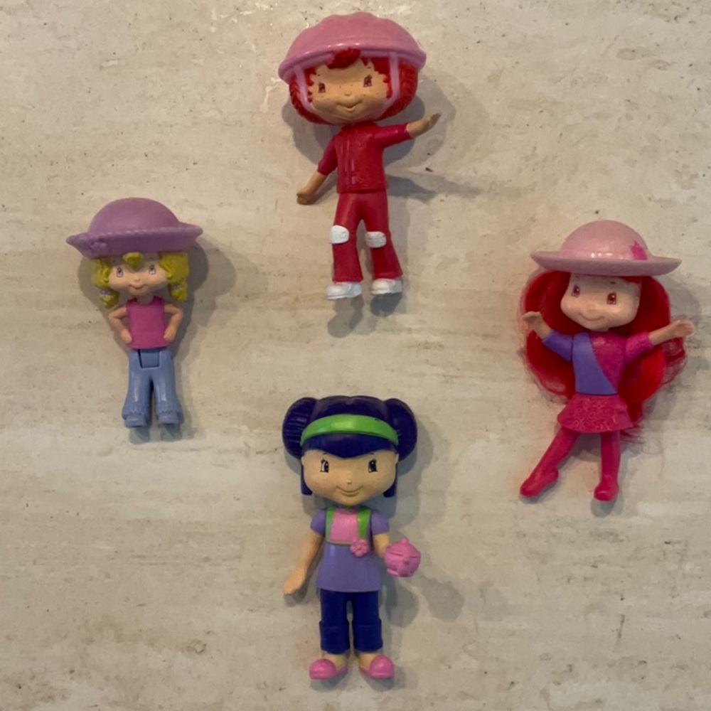 Strawberry Shortcake Dolls McDonalds Vintage Collectibles Doll Figurines Lot